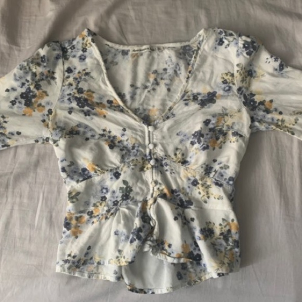 floral blouse